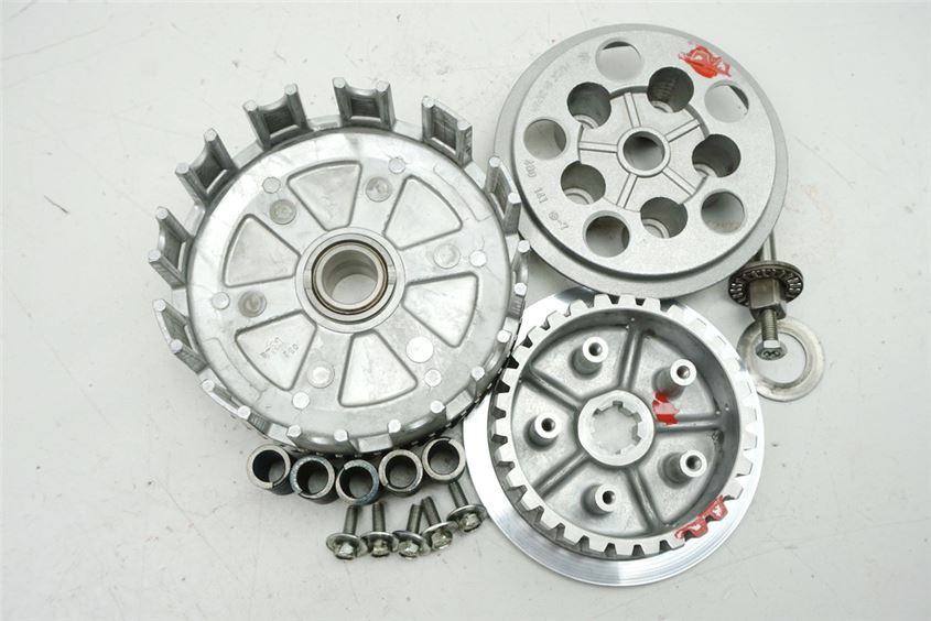 SUZUKI GN 125 NF41A CAMPANA DE EMBRAGUE MAZA DE EMBRAGUE PLATO DE PRESIÓN