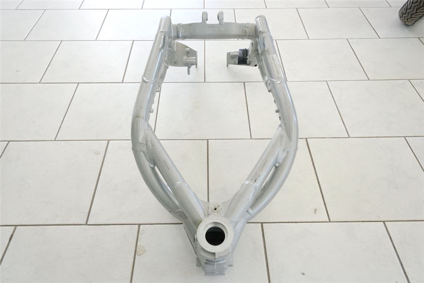 TRIUMPH DAYTONA 955i T 595 N FRAME & TITLE - FRAME MEASUREMENT REPORT