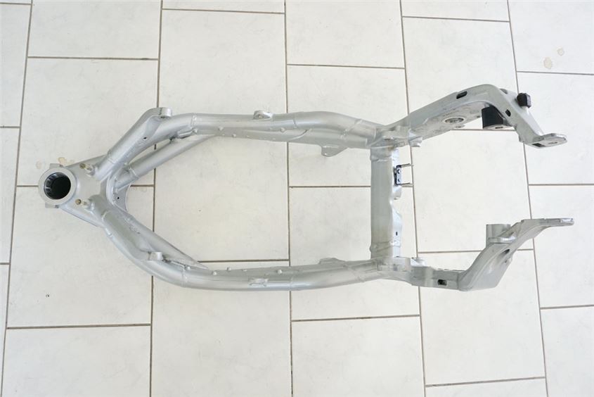 TRIUMPH DAYTONA 955i T 595 N FRAME & TITLE - FRAME MEASUREMENT REPORT