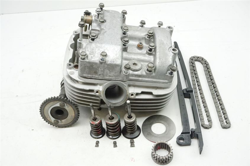 SUZUKI VS 1400 VX51L INTRUDER CULATA TRASERA ÁRBOL DE LEVAS