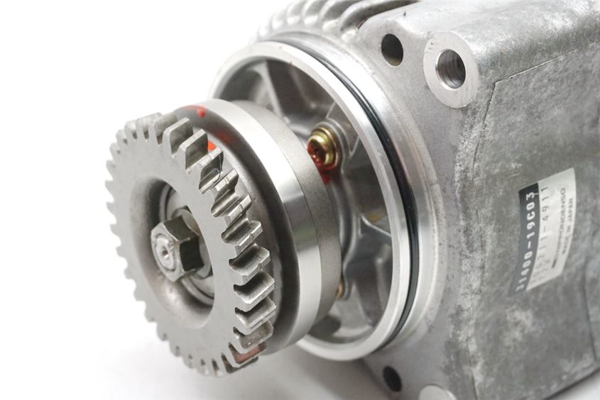 SUZUKI GSXF 600 GN72AB ALTERNADOR
