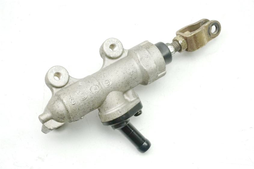 SUZUKI GSXF 600 GN72AB REAR BRAKE MASTER CYLINDER BRAKE PUMP
