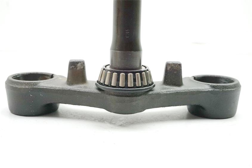 SUZUKI GSXF 600 GN72AB BOTTOM YOKE FORK