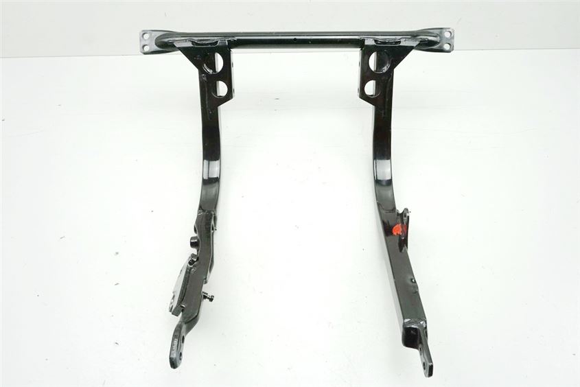 SUZUKI GSXF 600 GN72AB RAHMEN UNTERZUG HILFSRAHMEN TRÄGER HALTER
