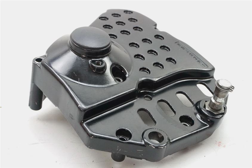 SUZUKI GSXF 600 GN72AB SPROCKET COVER ENGINE ENGINE COVER