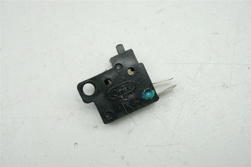 KYMCO STRYKER AF 125 INTERRUPTOR LUZ FRENO DELANTERO