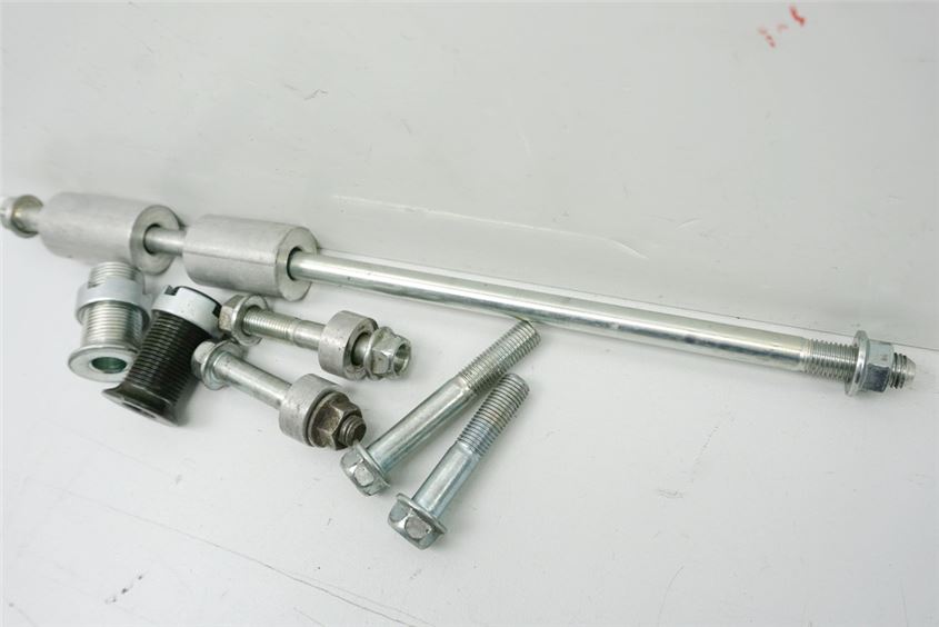 HONDA CBR 600 PC35 FS SPORT SOPORTE MOTOR EJE DISTANCIADORES PERNOS