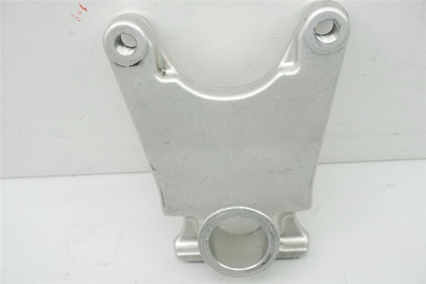 YAMAHA YZF R1 RN04 PLACA DE ANCLAJE DE LA PINZA DE FRENO TRASERA