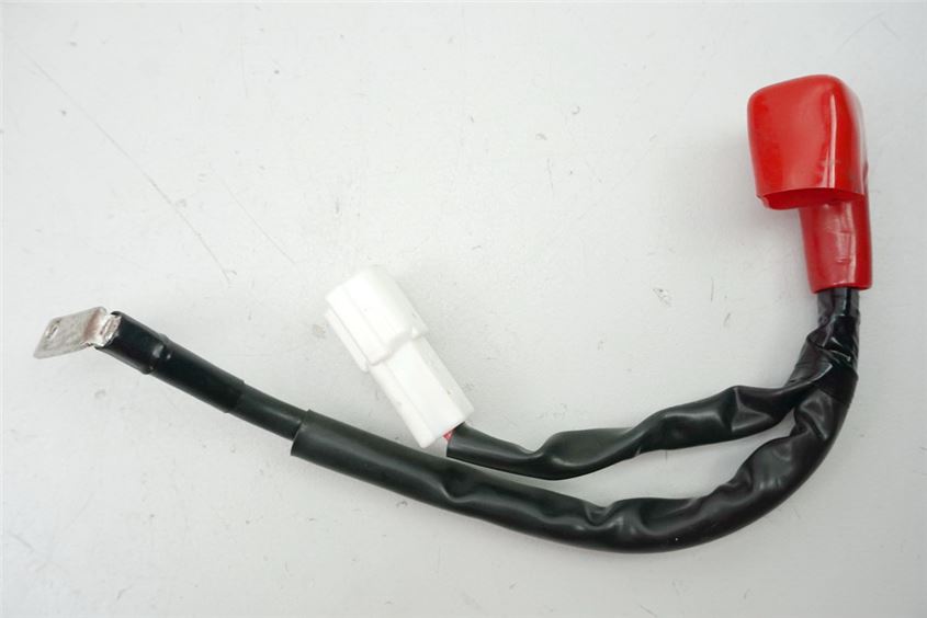 KAWASAKI Z 900 ZR900D D1 CABLE POSITIVO CABLE BATERÍA