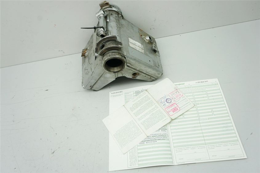 YAMAHA TDM 850 3VD RAHMEN & BRIEF RAHMENKOPF PLAKETTE
