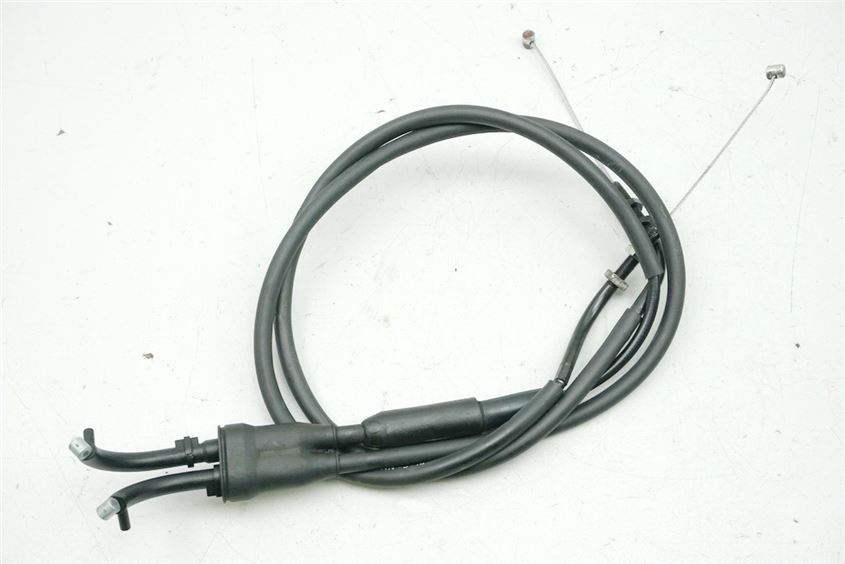 TRIUMPH STREET TRIPLE R 675 ABS L67LR THROTTLE CABLES