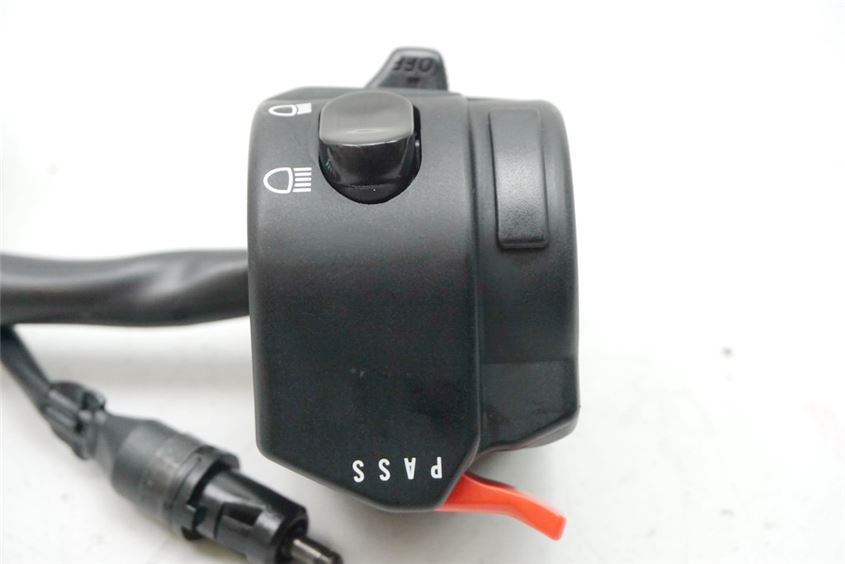 TRIUMPH STREET TRIPLE R 675 ABS L67LR LENKERSCHALTER LINKS SCHALTER