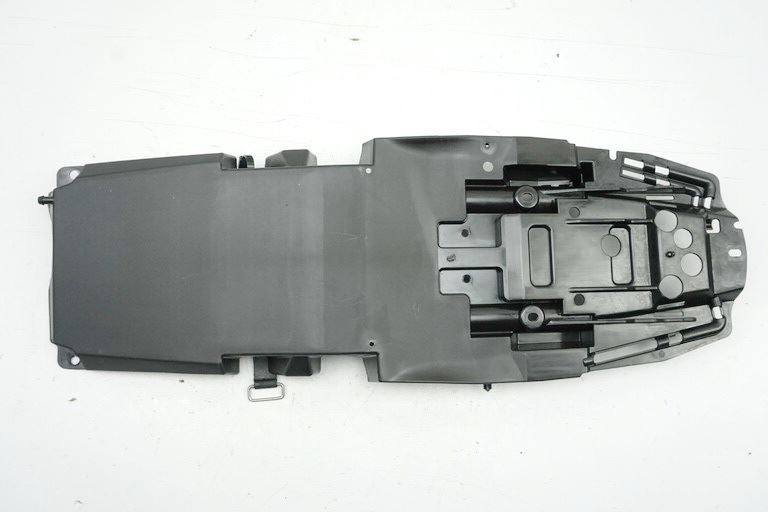 TRIUMPH STREET TRIPLE R 675 ABS L67LR KOTFLÜGEL RADLAUF HECKINNENVERKLEIDUNG FENDER