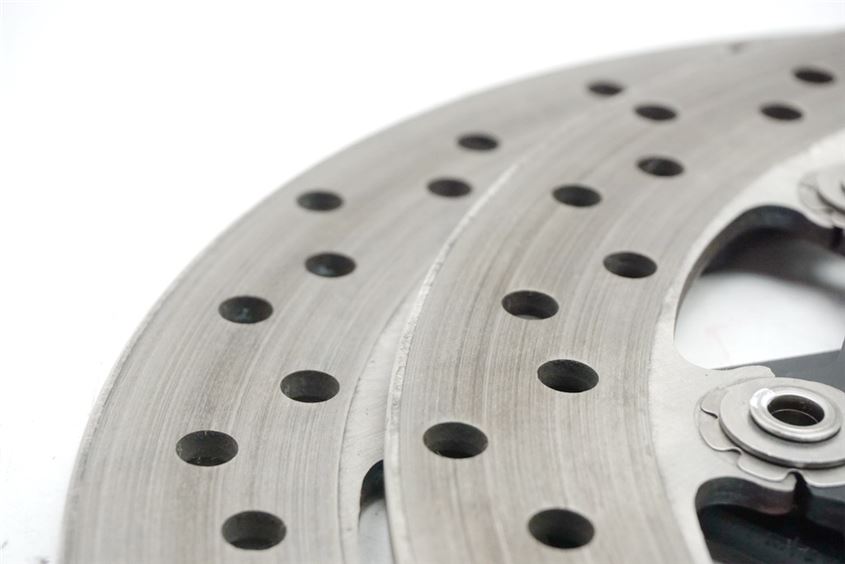 TRIUMPH STREET TRIPLE R 675 ABS L67LR BREMSSCHEIBEN VORN BRAKE DISC - PAAR - 3,92 MM