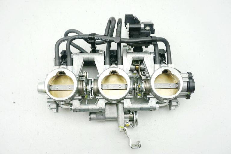 TRIUMPH STREET TRIPLE R 675 ABS L67LR EINSPRITZANLAGE INJECTION DROSSELKÖRPER
