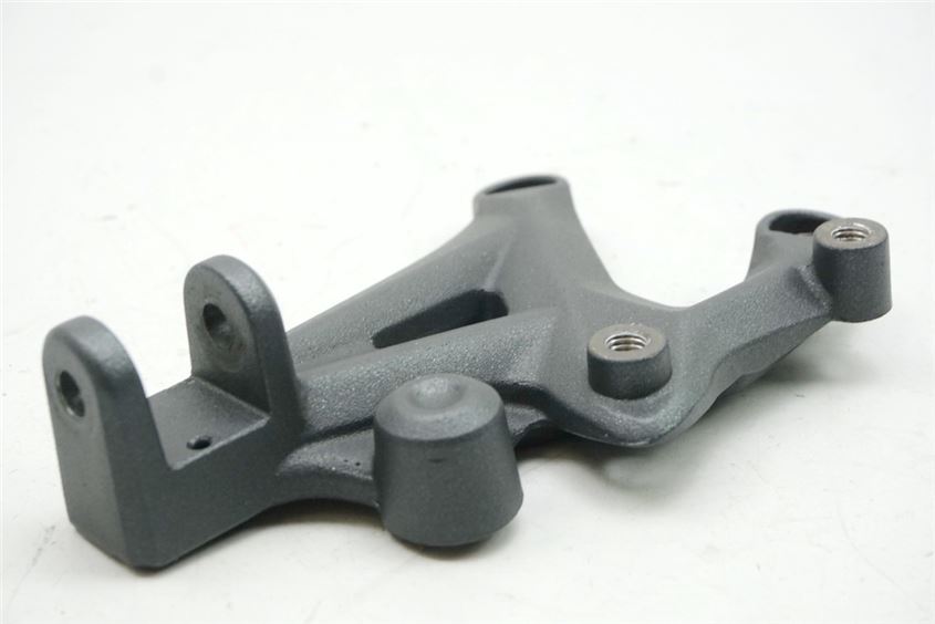 TRIUMPH STREET TRIPLE R 675 ABS L67LR SOPORTE ESTRIBERA CONDUCTOR IZQUIERDO SOPORTE ESTRIBERA