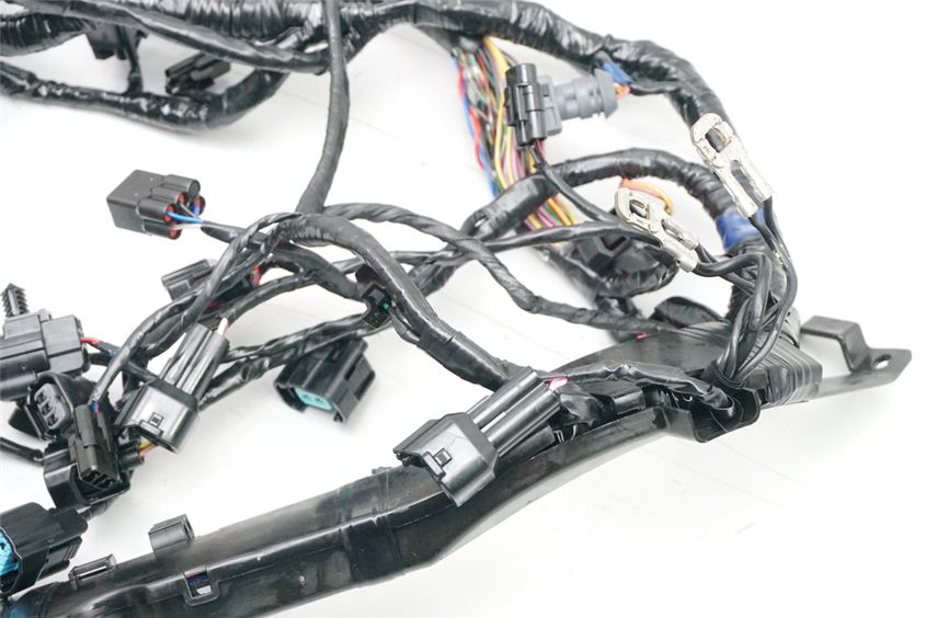 TRIUMPH STREET TRIPLE R 675 ABS L67LR MAZO DE CABLES