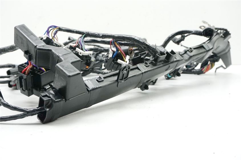 TRIUMPH STREET TRIPLE R 675 ABS L67LR MAZO DE CABLES