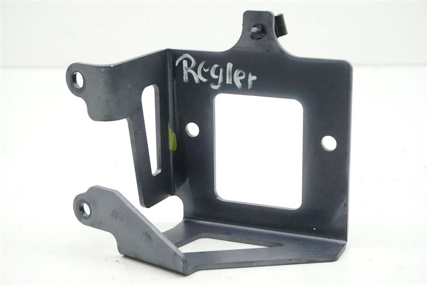 TRIUMPH STREET TRIPLE R 675 ABS L67LR HALTERUNG REGLER TRÄGER LADEREGLER HALTER