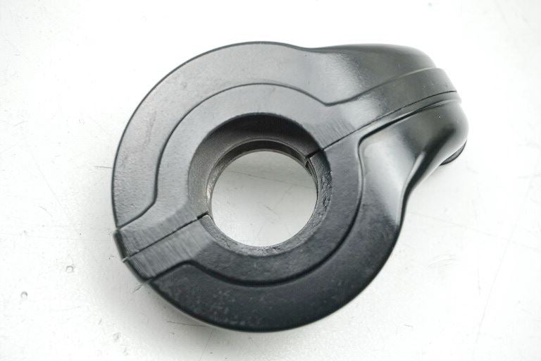 TRIUMPH STREET TRIPLE R 675 ABS L67LR UMLENKROLLE GASGRIFF GEHÄUSE HALTER