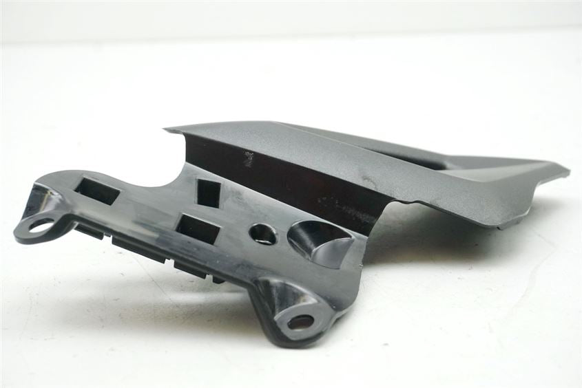 TRIUMPH STREET TRIPLE R 675 ABS L67LR VERKLEIDUNG LENKKOPF RECHTS ABDECKUNG COVER
