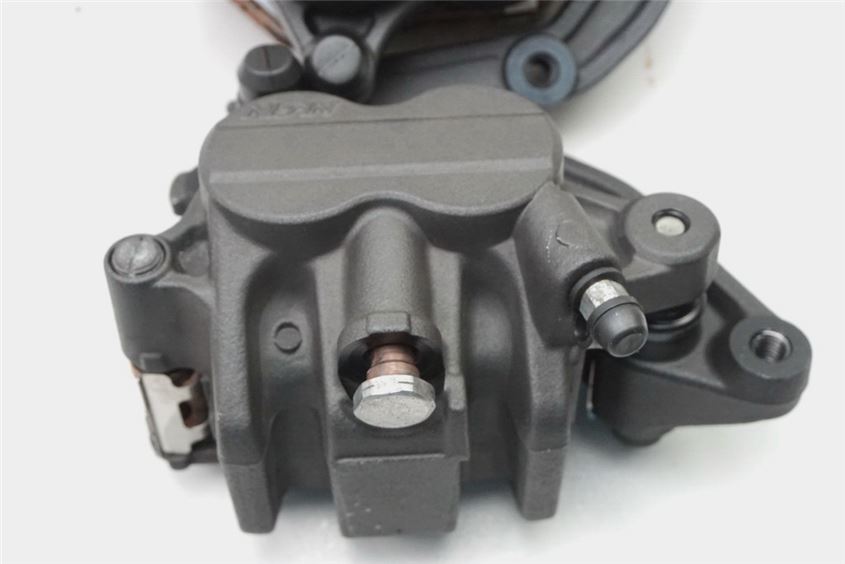 TRIUMPH STREET TRIPLE R 675 ABS L67LR BREMSSATTEL VORN BRAKE CALIPER - PAAR