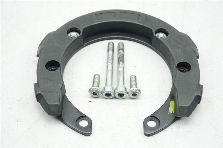 TRIUMPH STREET TRIPLE R 675 ABS L67LR QUICK LOCK TANKRING