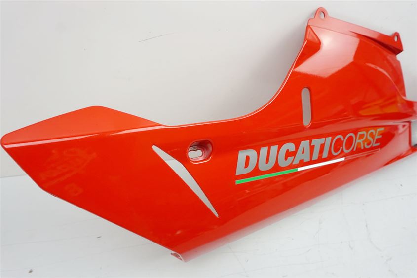 DUCATI 1198 ZDMH704AA VERKLEIDUNG BUG RECHTS UNTEN ABDECKUNG COVER BUGSPOILER