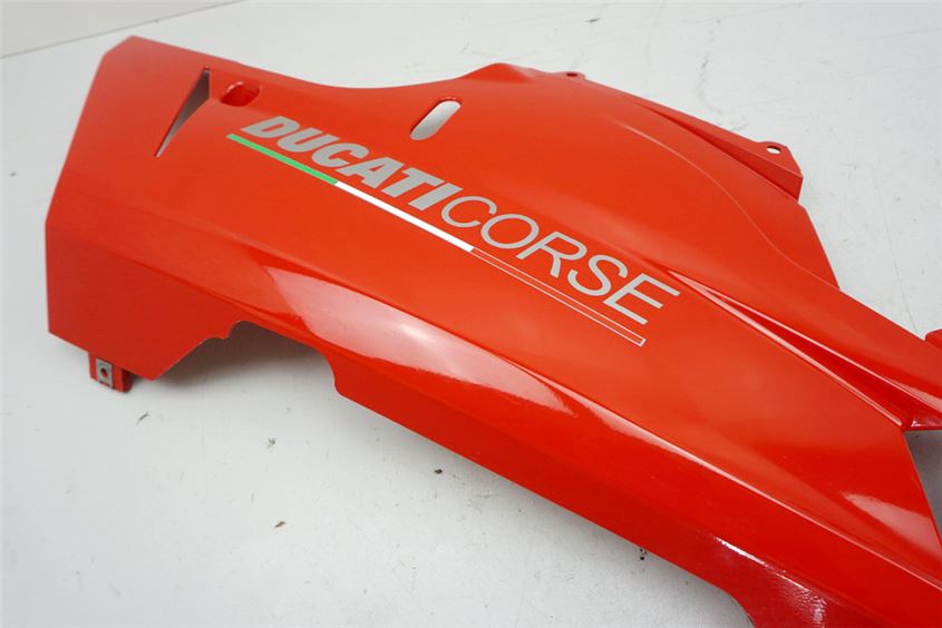 DUCATI 1198 ZDMH704AA VERKLEIDUNG BUG RECHTS UNTEN ABDECKUNG COVER BUGSPOILER