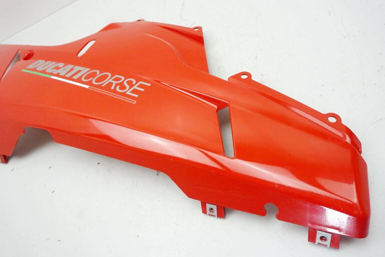 DUCATI 1198 ZDMH704AA VERKLEIDUNG BUG RECHTS UNTEN ABDECKUNG COVER BUGSPOILER