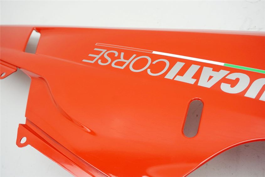 DUCATI 1198 ZDMH704AA VERKLEIDUNG BUG RECHTS UNTEN ABDECKUNG COVER BUGSPOILER