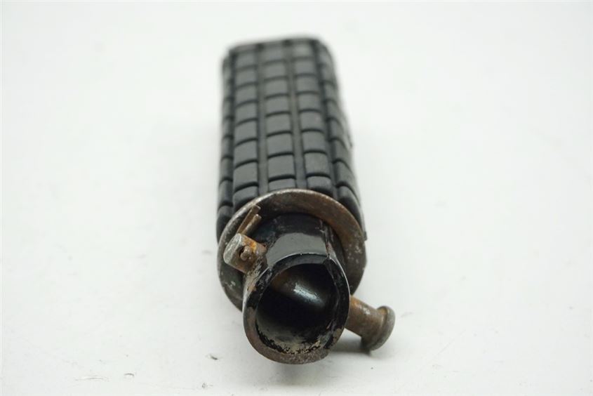 HONDA CBR 1000 SC21 PASSENGER FOOTREST RIGHT