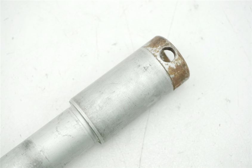 HONDA CBR 1000 SC21 FRONT AXLE SHAFT