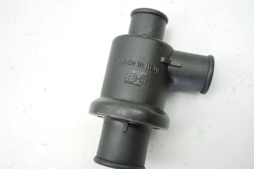 DUCATI 1198 ZDMH704AA TERMOSTATO CAJA DEL TERMOSTATO