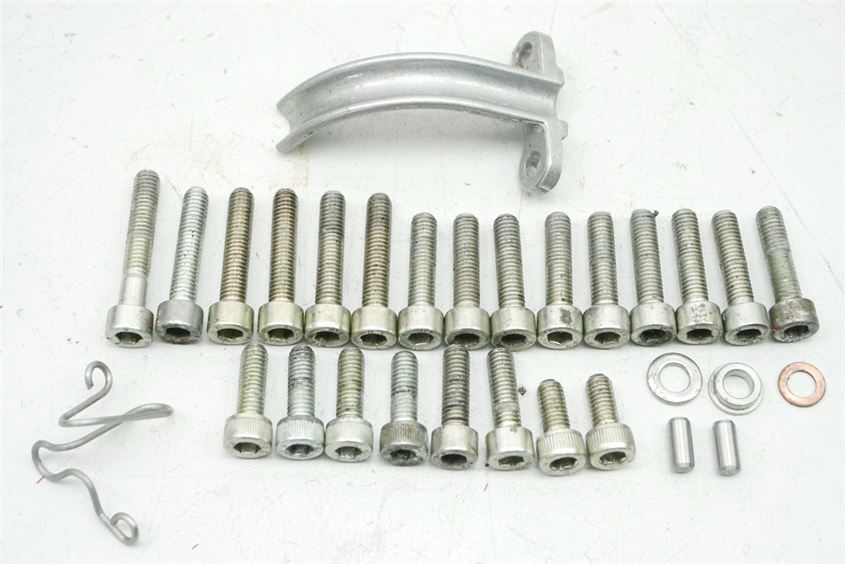 DUCATI 1198 ZDMH704AA TORNILLOS TAPA ALTERNADOR ESTATOR