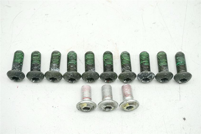 DUCATI 1198 ZDMH704AA SCHRAUBEN BREMSSCHEIBEN VORN
