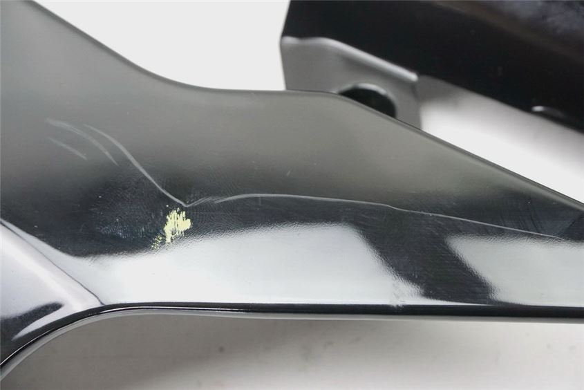 DUCATI 1198 ZDMH704AA VERKLEIDUNG BUG LINKS UNTEN ABDECKUNG COVER BUGSPOILER