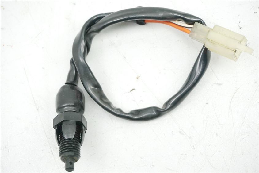 SUZUKI VS 800 VS52A/B INTRUDER INTERRUPTOR LUZ DE FRENO TRASERA