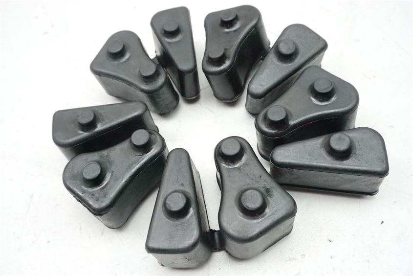 HONDA CBR 1000 SC24 REAR DAMPER RUBBERS