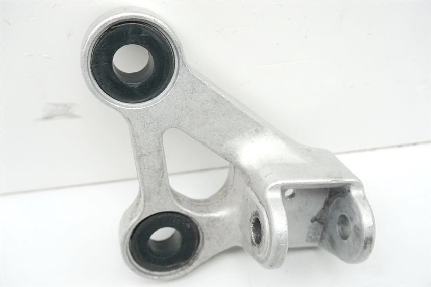 HONDA CBR 1000 SC24 FUßRASTENTRÄGER FAHRER LINKS HALTER FUßRASTE