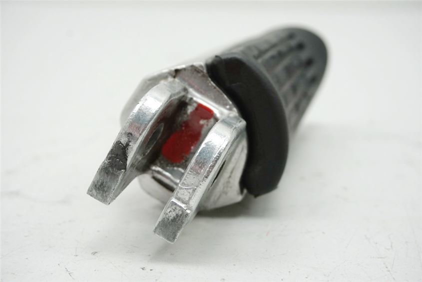 HONDA CBR 1000 SC24 FOOTREST RIDER LEFT FOOTREST
