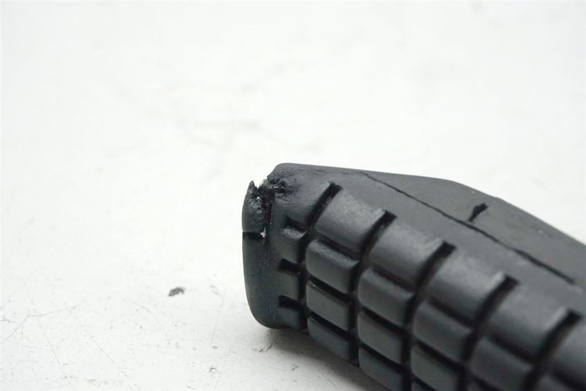 HONDA CBR 1000 SC24 FUßRASTE SOZIUS LINKS FOOTREST