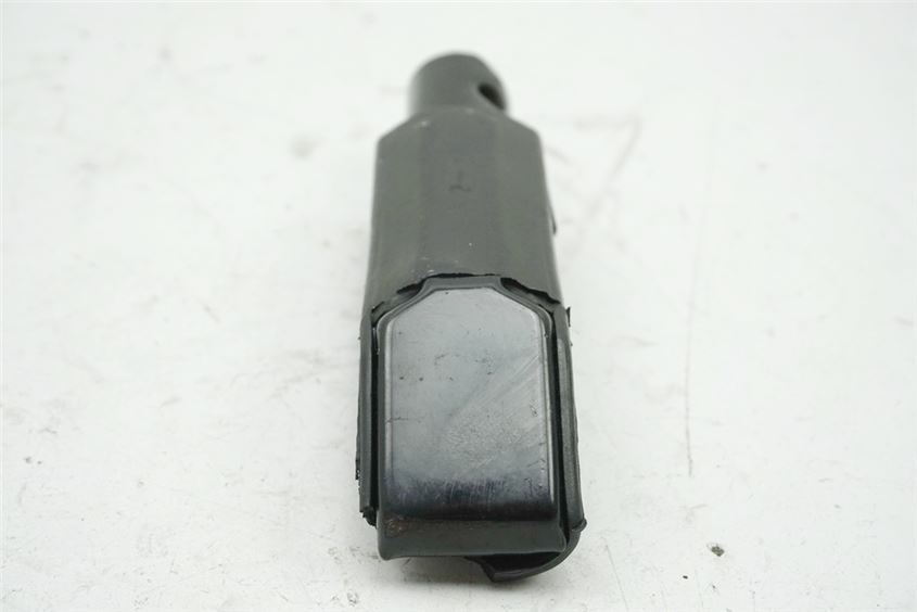 HONDA CBR 1000 SC24 FOOTREST PILLION RIGHT