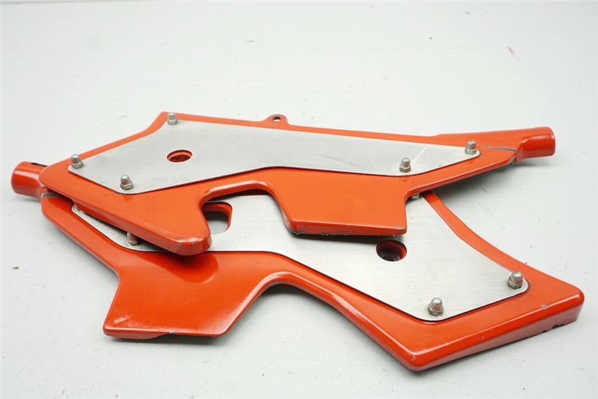 HONDA CBR 1000 SC24 ABDECKUNG RAHMEN LINKS & RECHTS COVER DECKEL VERKLEIDUNG