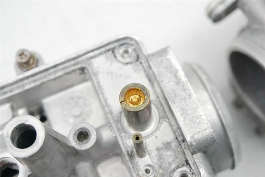 YAMAHA XV 1000 SE TR1 - CARBURETOR HSC40-30 - ULTRASONIC CLEANED