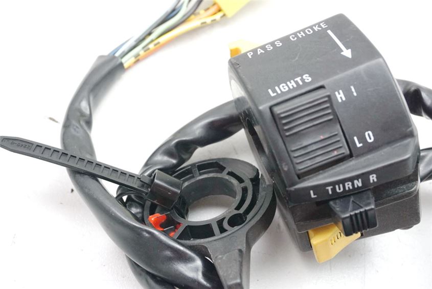 SUZUKI RF 600 GN76B CONMUTADOR IZQUIERDO DE MANILLAR INTERRUPTOR PALANCA DE ESTRANGULADOR