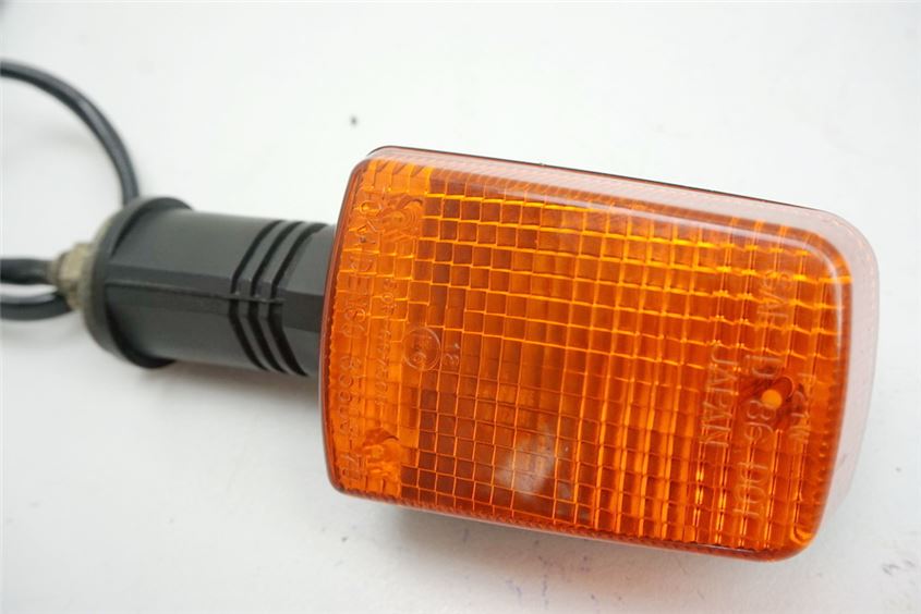 SUZUKI RF 600 GN76B INTERMITENTE TRASERO DERECHO