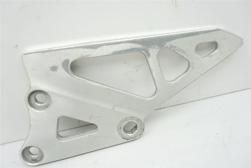 SUZUKI GSX-R 750 GR77B - FOOTREST BRACKET RIDER LEFT FOOTREST HOLDER 88-89