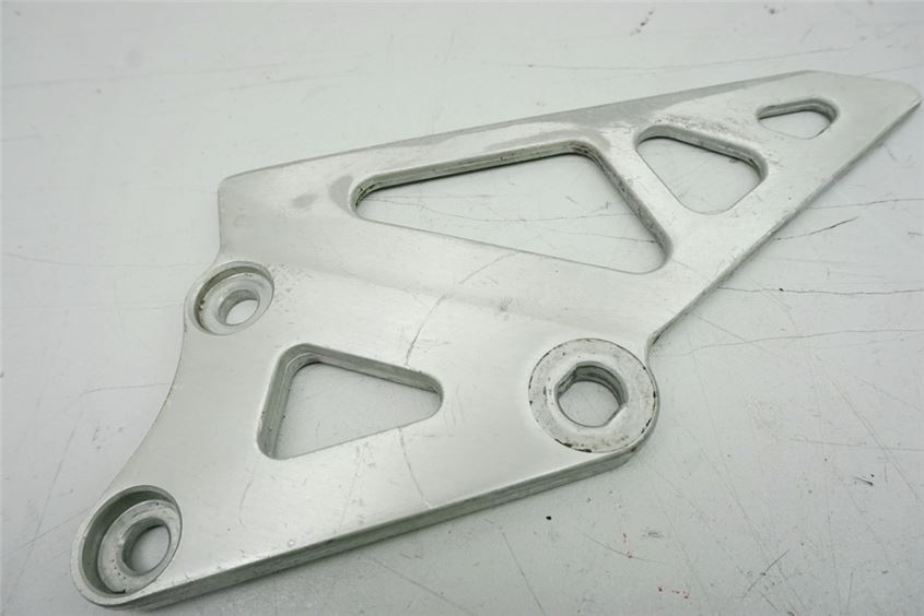 SUZUKI GSX-R 750 GR77B - FOOTREST BRACKET RIDER LEFT FOOTREST HOLDER 88-89