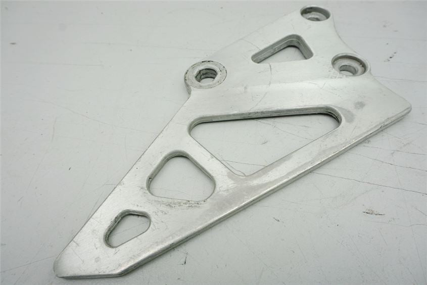 SUZUKI GSX-R 750 GR77B - FOOTREST BRACKET RIDER LEFT FOOTREST HOLDER 88-89